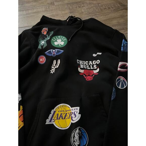 Ultra Game Men's Black NBA Team Logos Pullover Hoodie Size Medium - Picture 6 of 10
